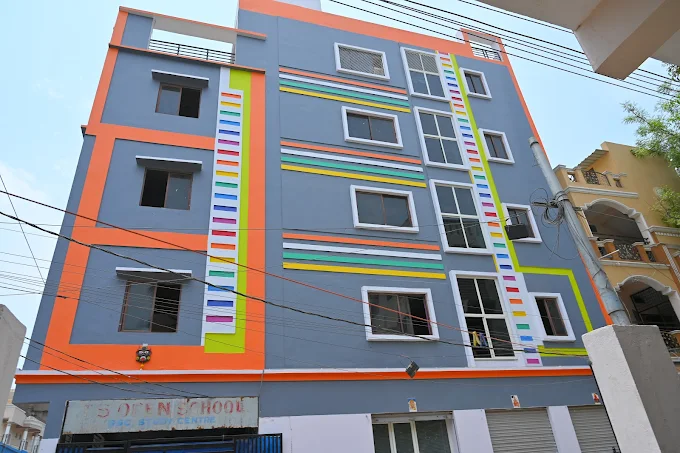 Queens Global School campus