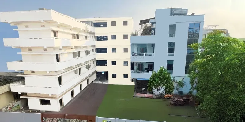 Gnr S Chaitanya Co School campus