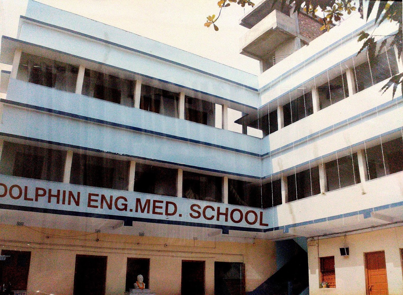 Dolphin English Medium School campus