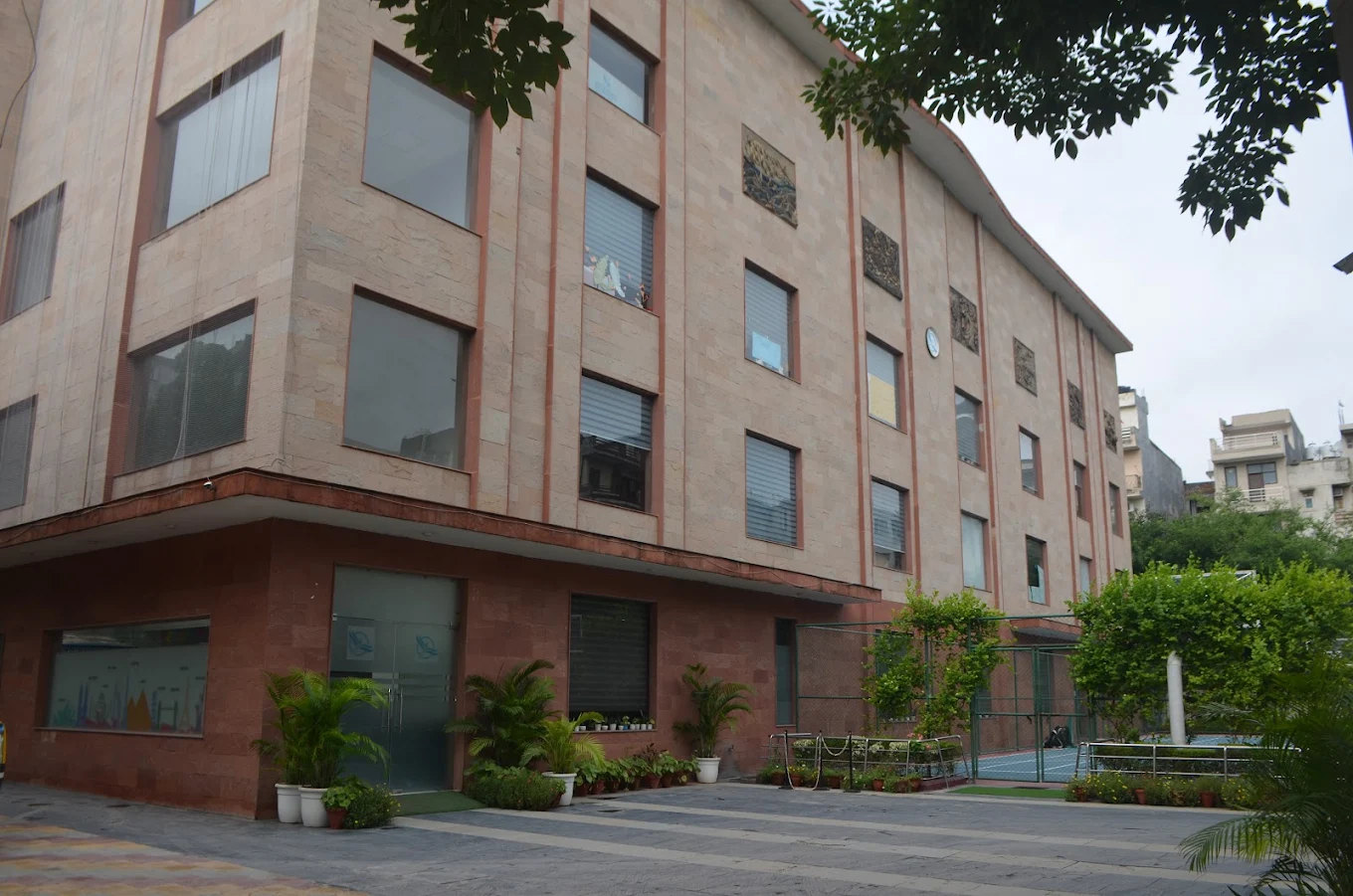 Gd Goenka Public School campus