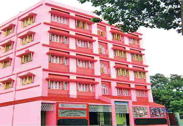 Sunrise English Medium School campus in Howrah