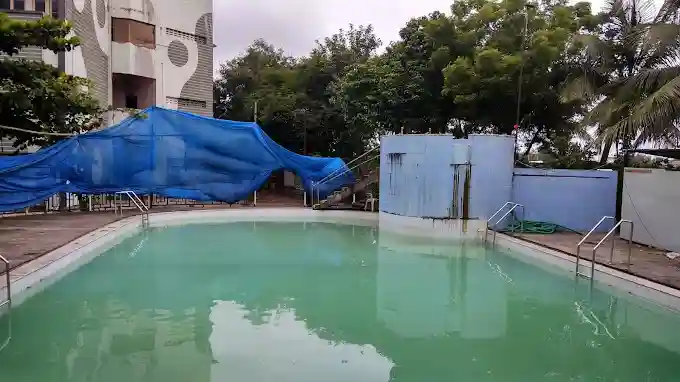 Shri Swaminarayan Mission School campus 5