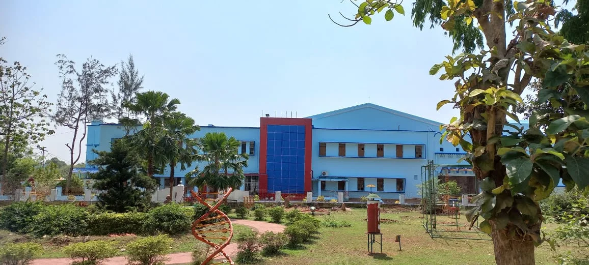Stewart School campus 1