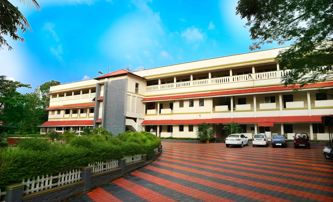 MES Raja Residential School campus 1