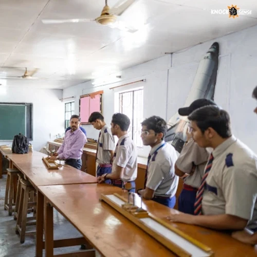 The Lucknow Public Collegiate, 3, Jopling Rd, Picup Colony campus 4