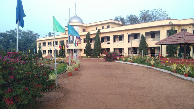 Vikas Vidyalaya campus 3