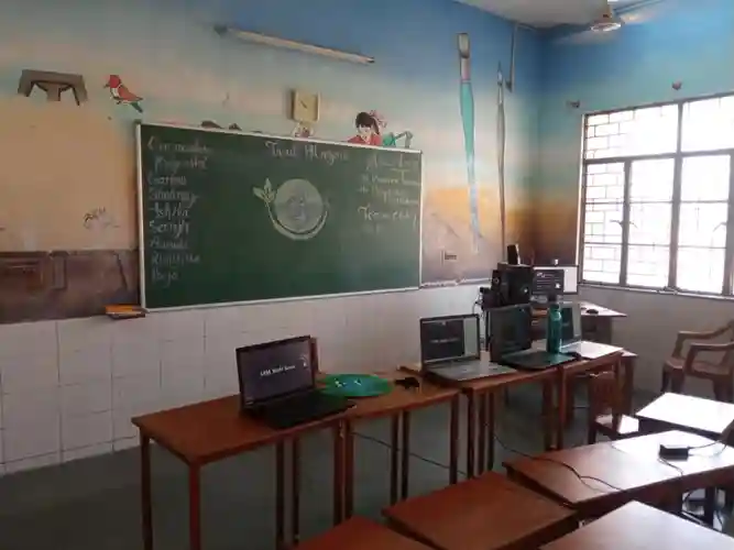 Maharani Kishori Devi Girls School campus 6