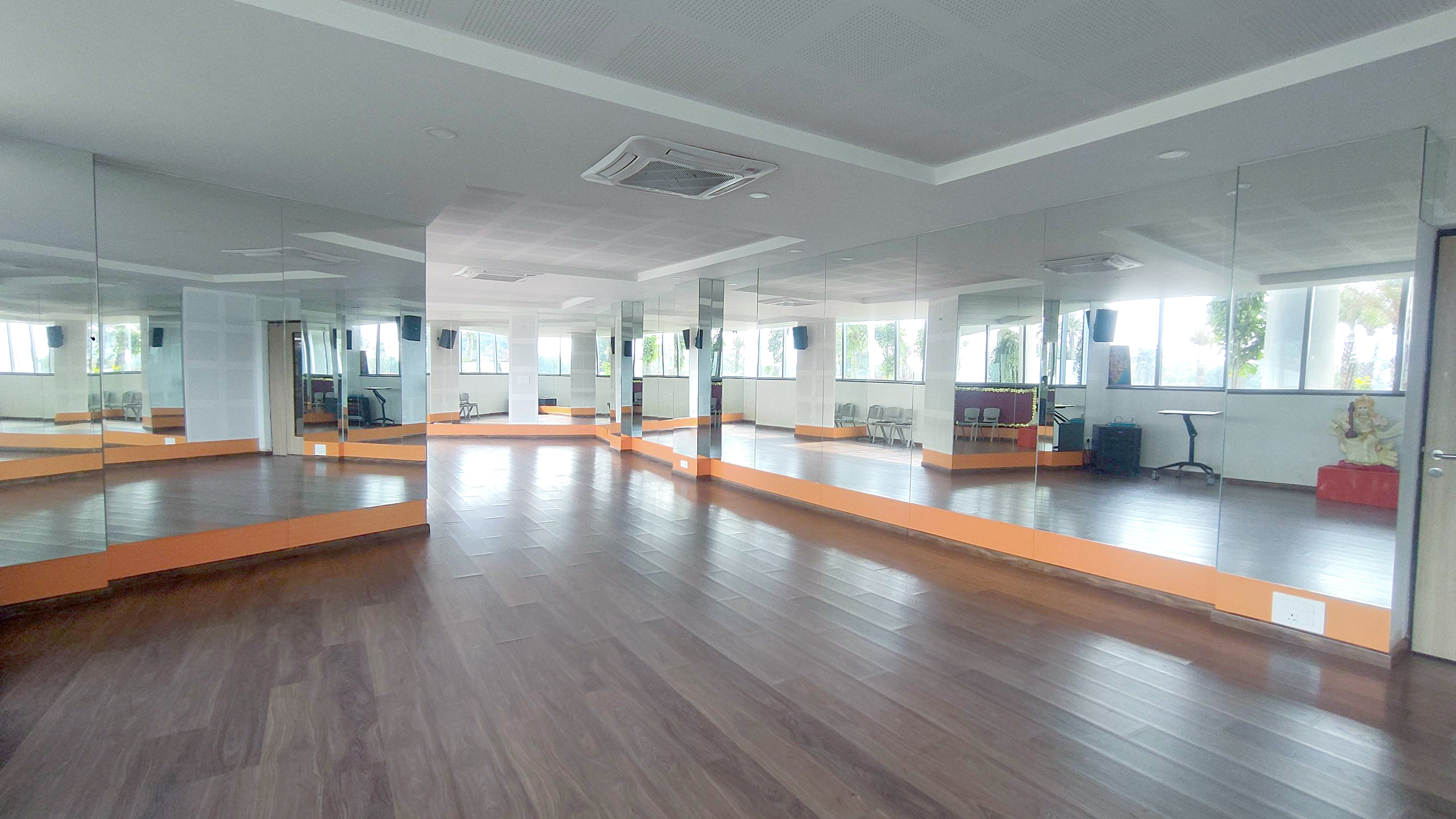 Venkateshwar Signature School campus 6