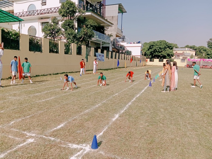 Marshall School campus 2