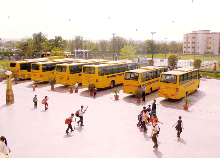 GD Goenka High School campus 5