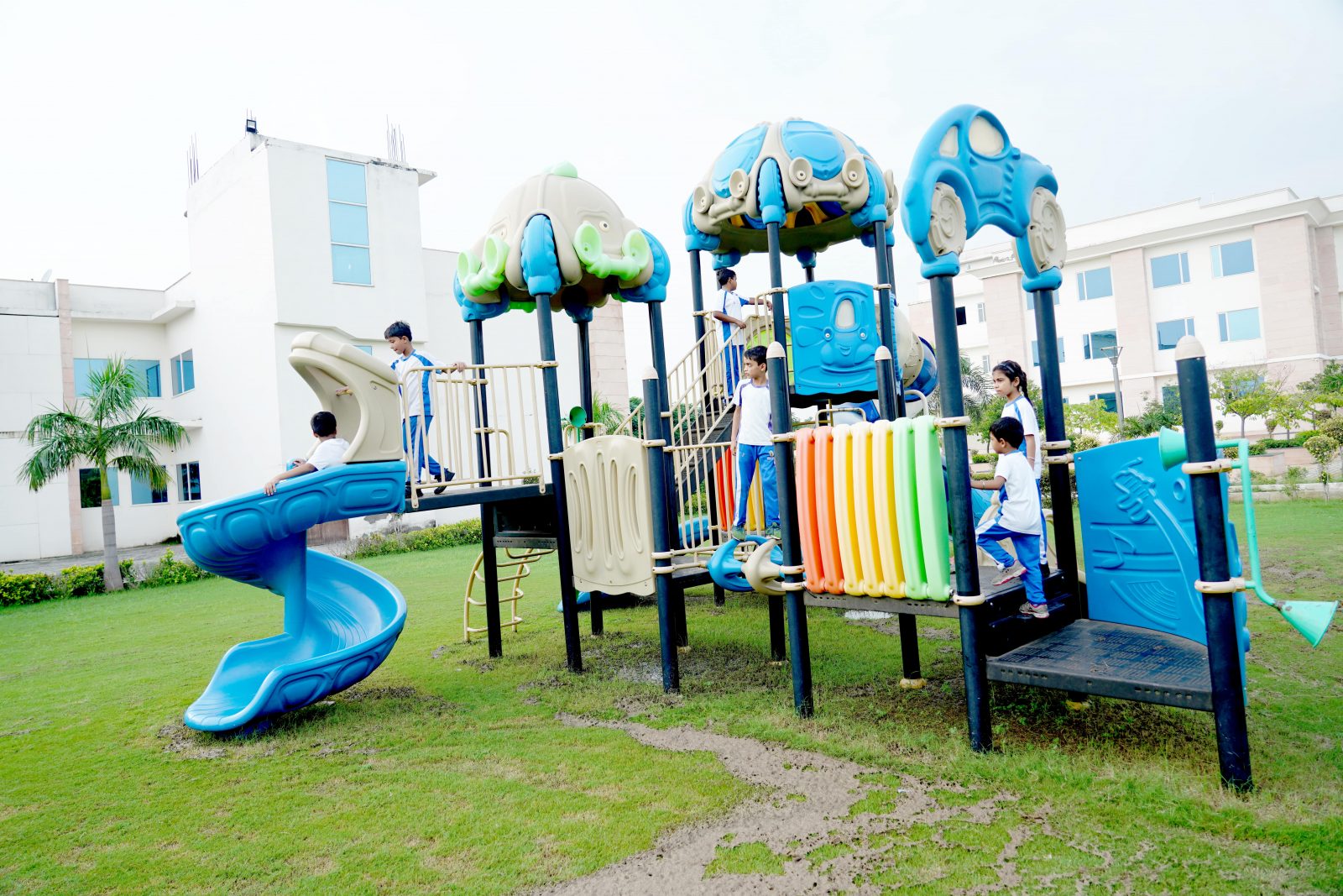 Heritage Global School campus 5