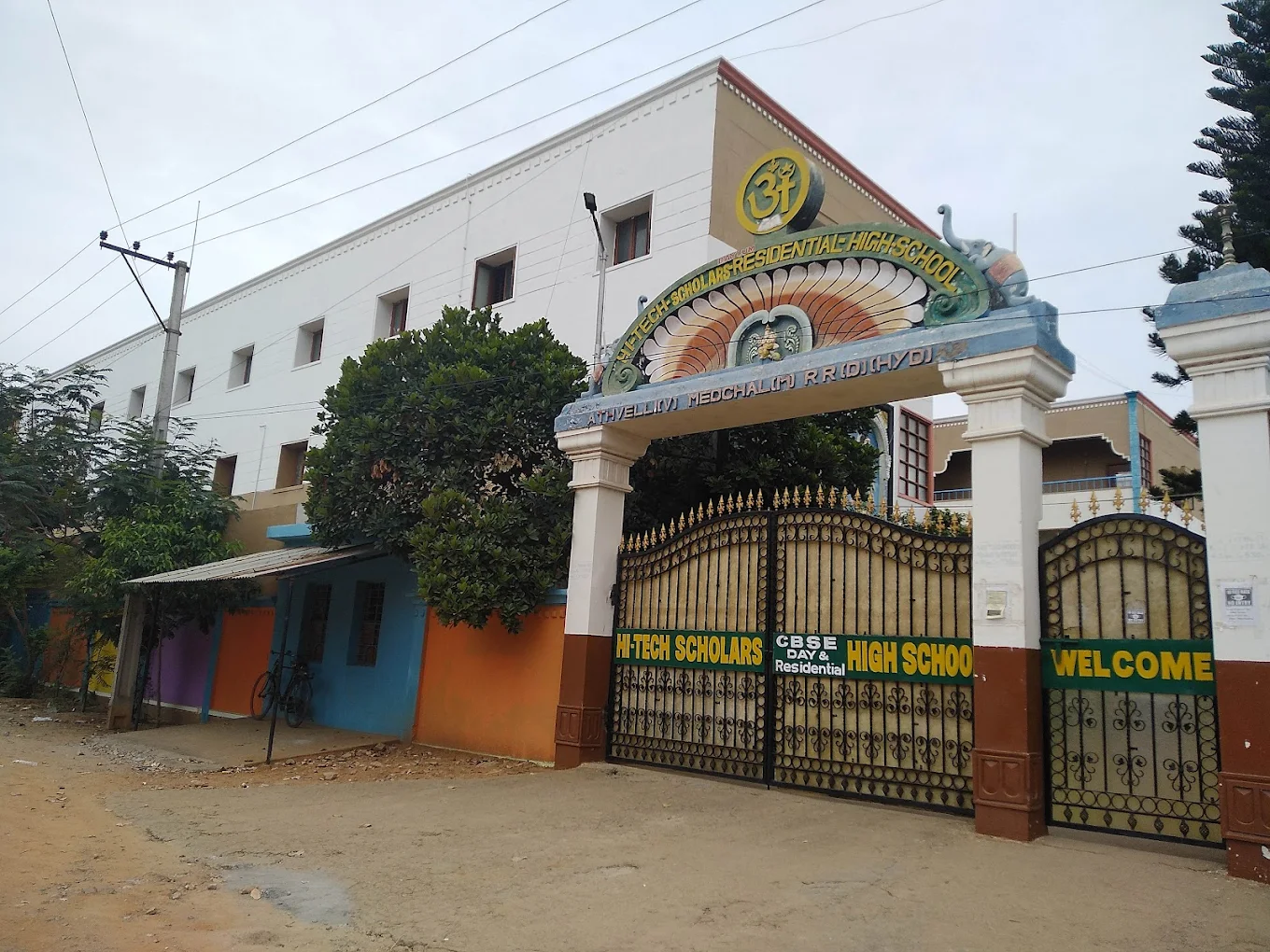 Hi-Tech Modern Residential High School campus 1