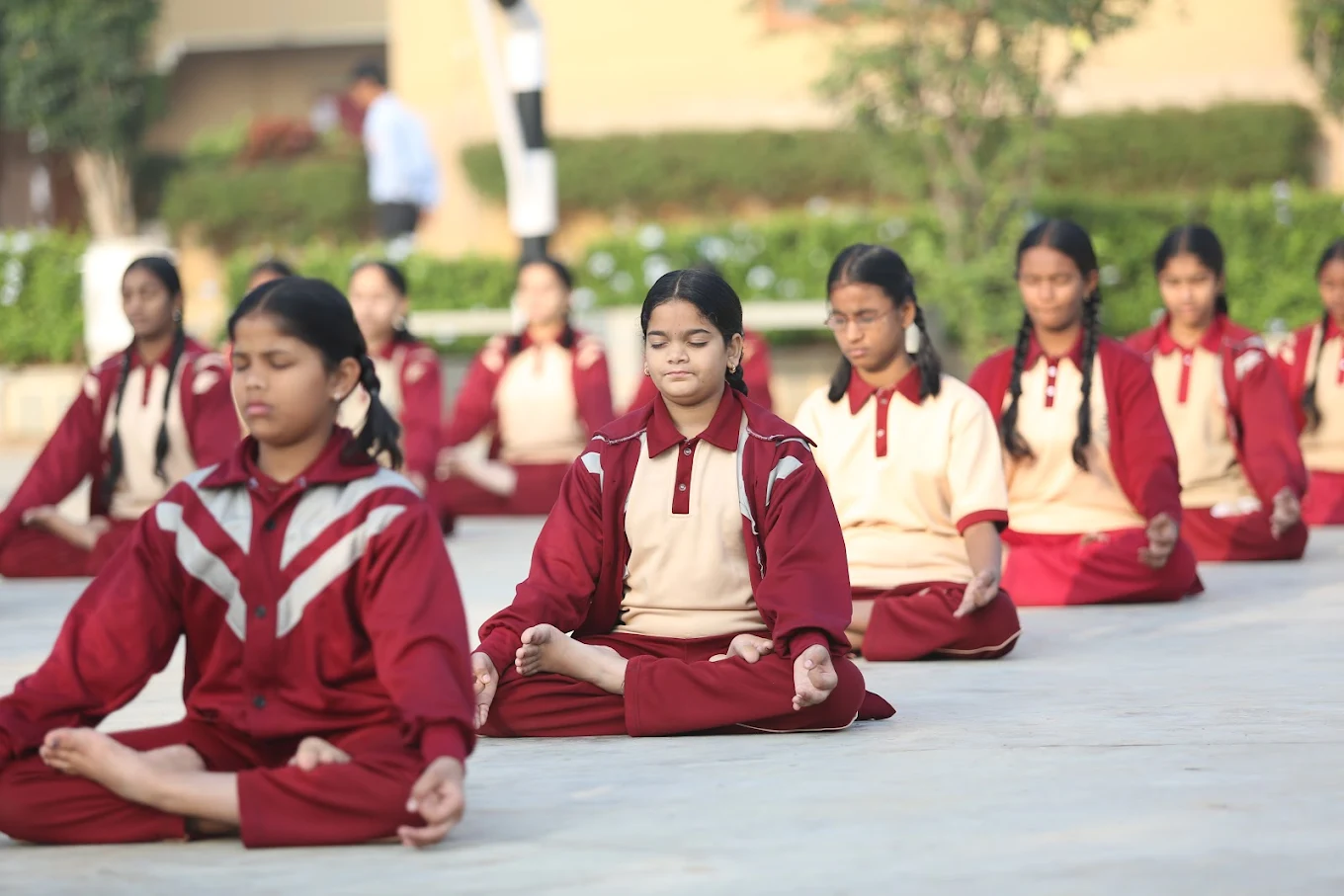 Hi-Tech Modern Residential High School campus 6