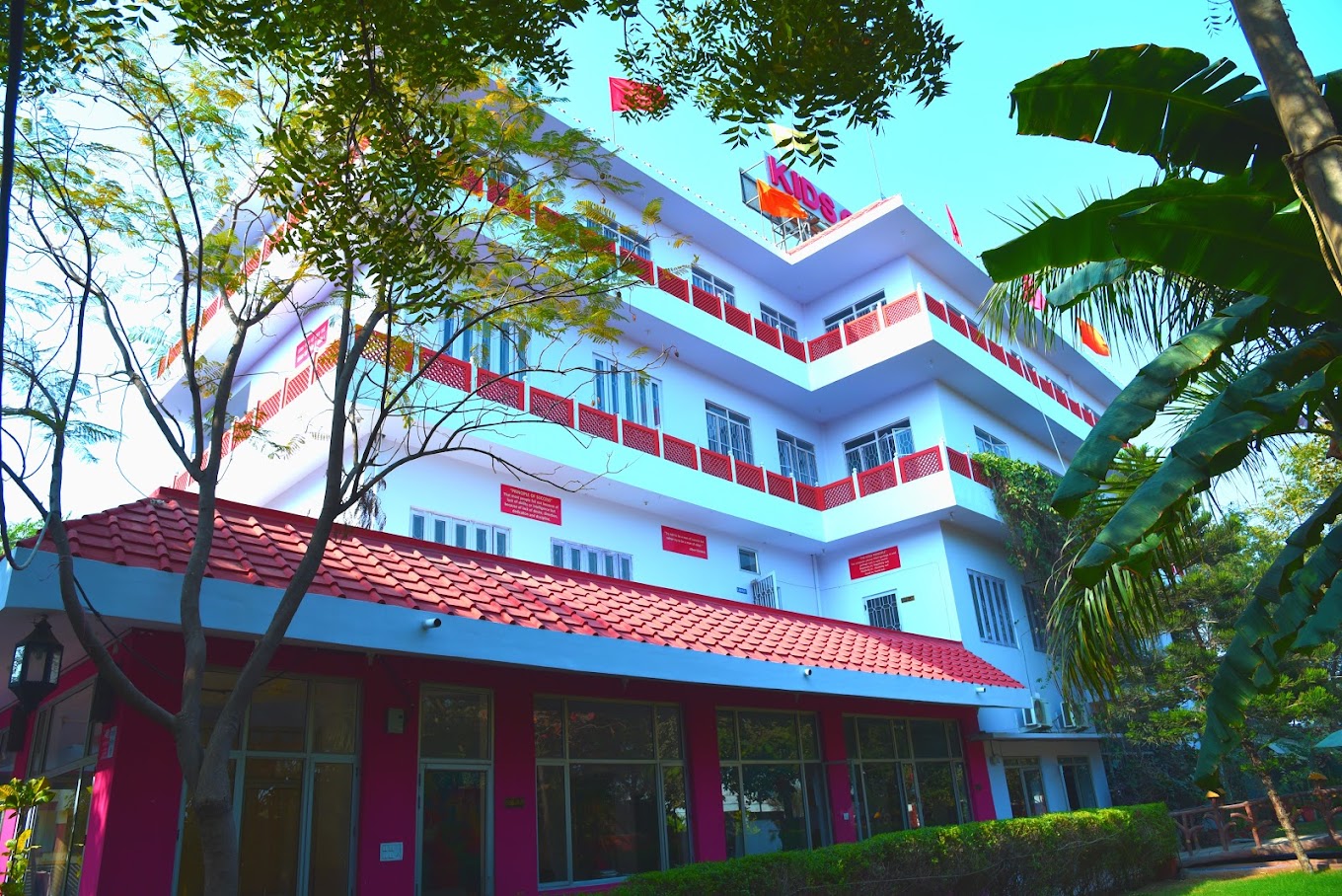 Kids Club School campus 1