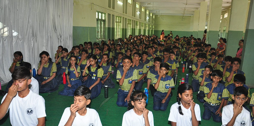 Ajmera Mukesh Nemichand Bhai English Medium School campus 2