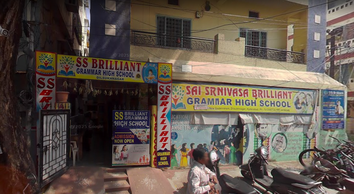 Ss Brilliant Grammar High School campus 3