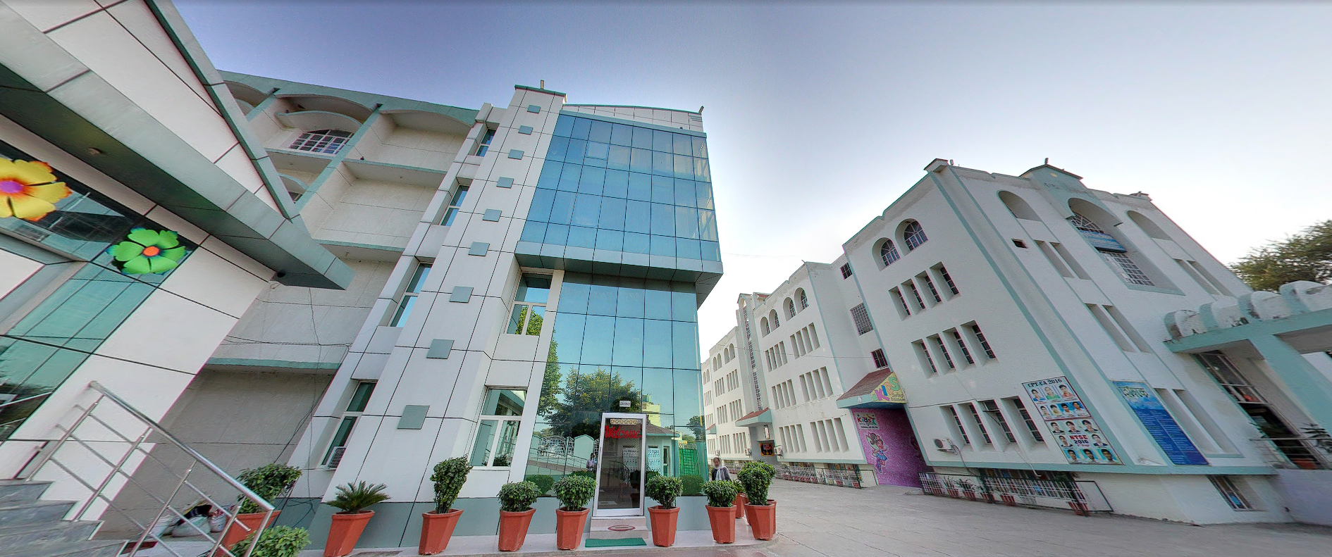 Yaduvanshi Shiksha Niketan campus 1
