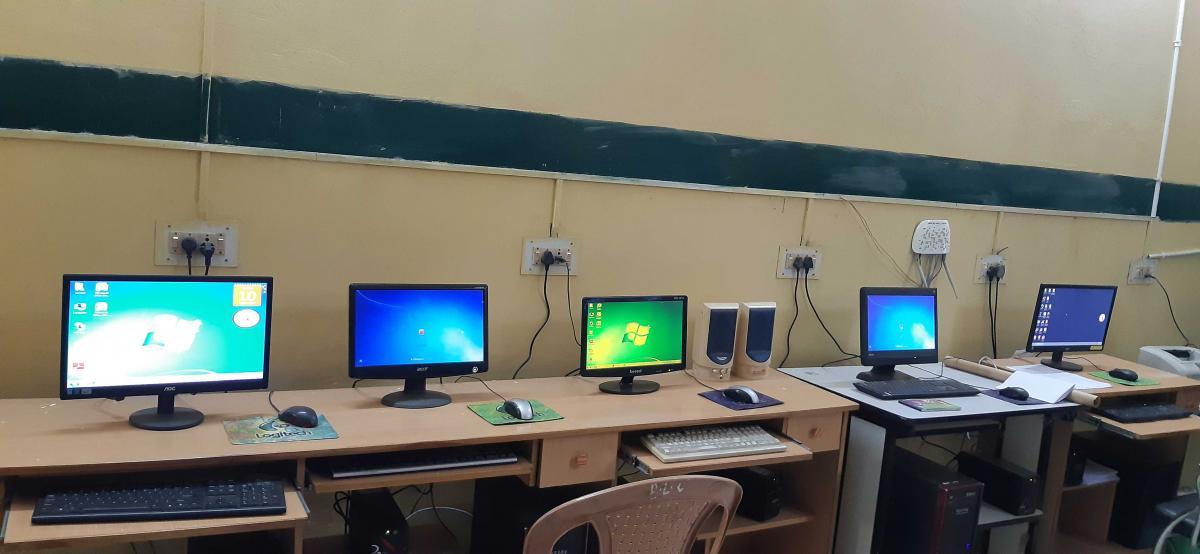 B.L. Central Public Senior Secondary School campus 4