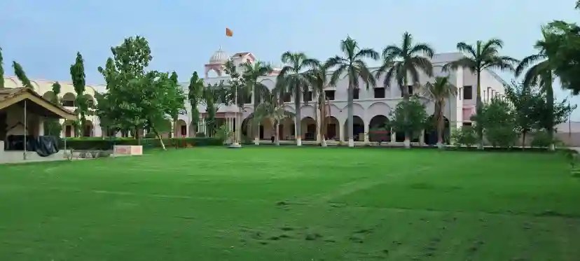 Gurukul Vishwabharti (Gurukul High School) campus 4
