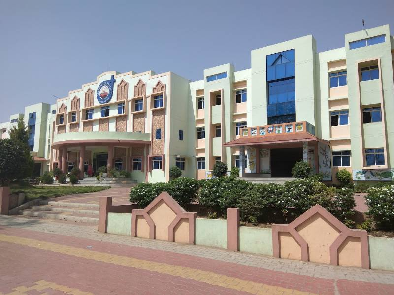 St Arnolds Co Ed School campus 3