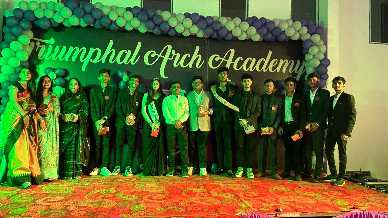 Triumphal Arch Academy campus 4