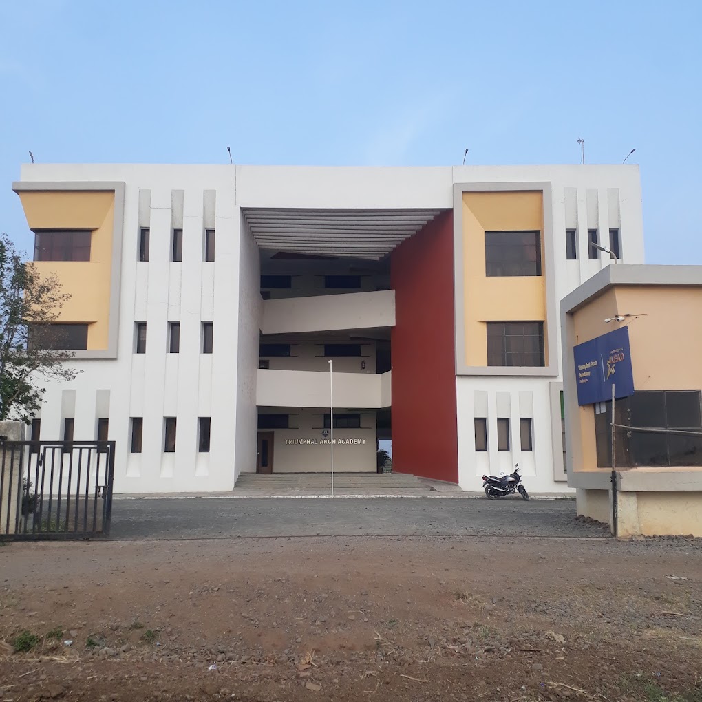 Triumphal Arch Academy campus 2