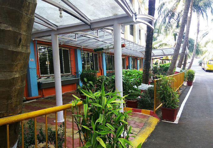 Ram Ratna Vidya Mandir campus 1