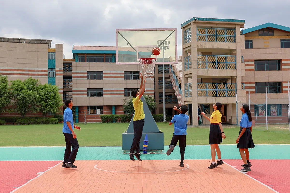 Dharav High School campus 2