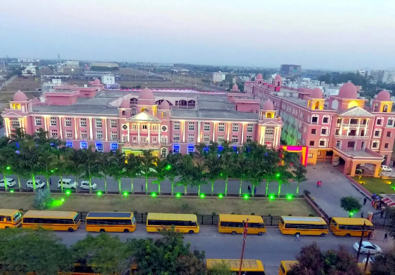 Advanced Academy campus 4