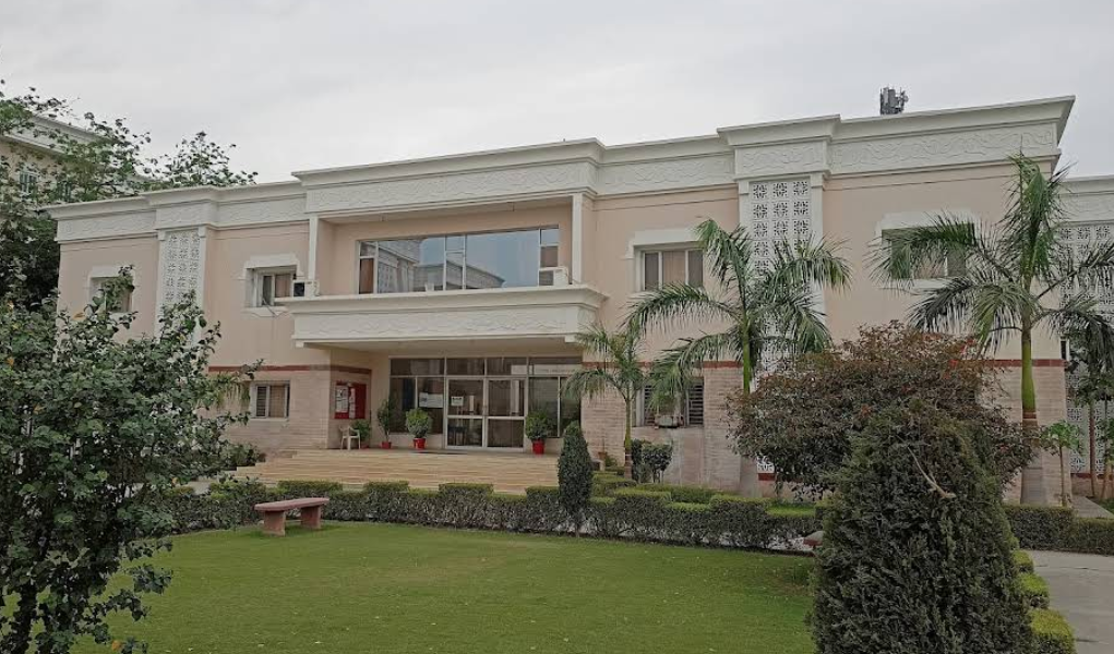 Al-Barkaat Public School campus 2