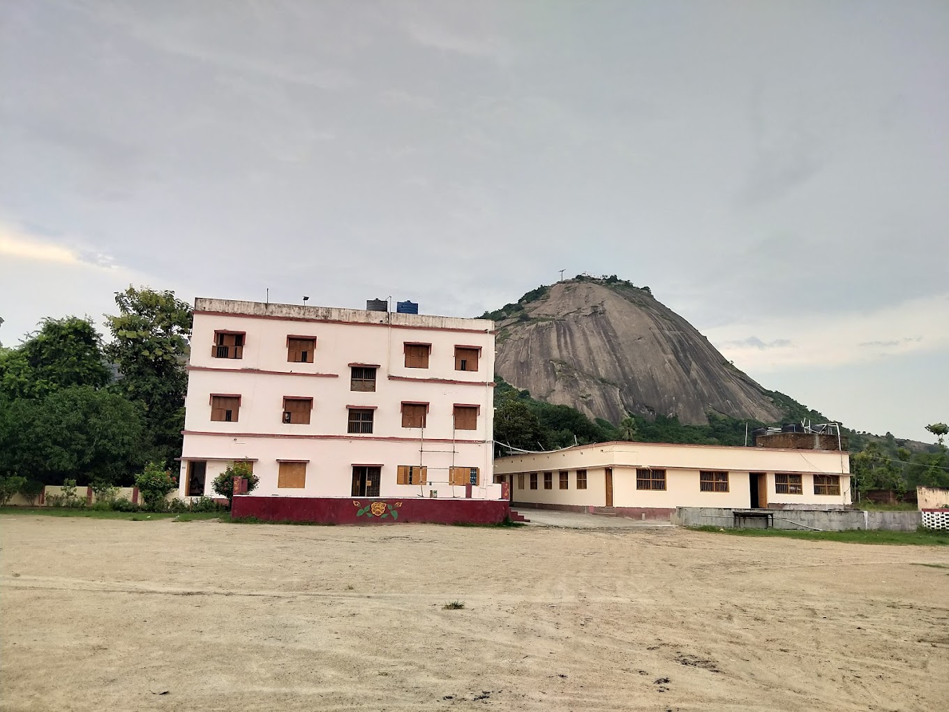 Adwaita Mission High School campus 4