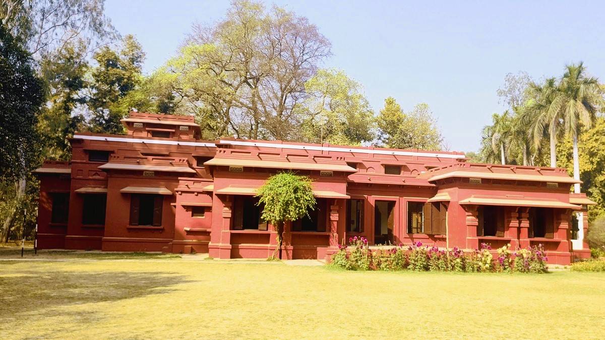 Rajghat Besant School campus 1