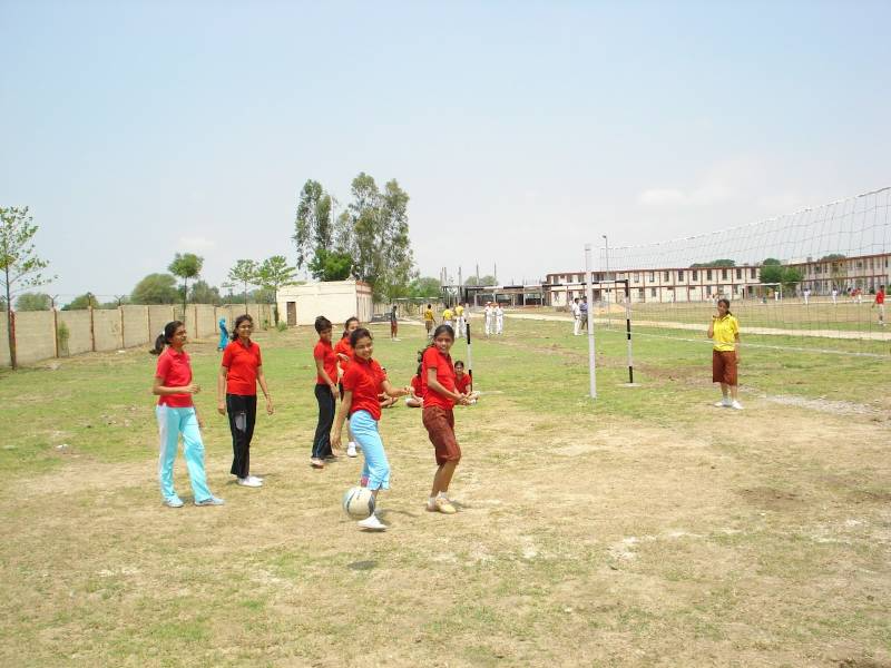 Gurukul Purv Madhyamik Vidyalaya Rewa campus 6
