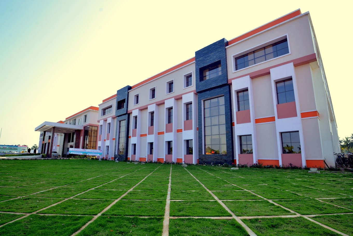 Green Field International School campus 1
