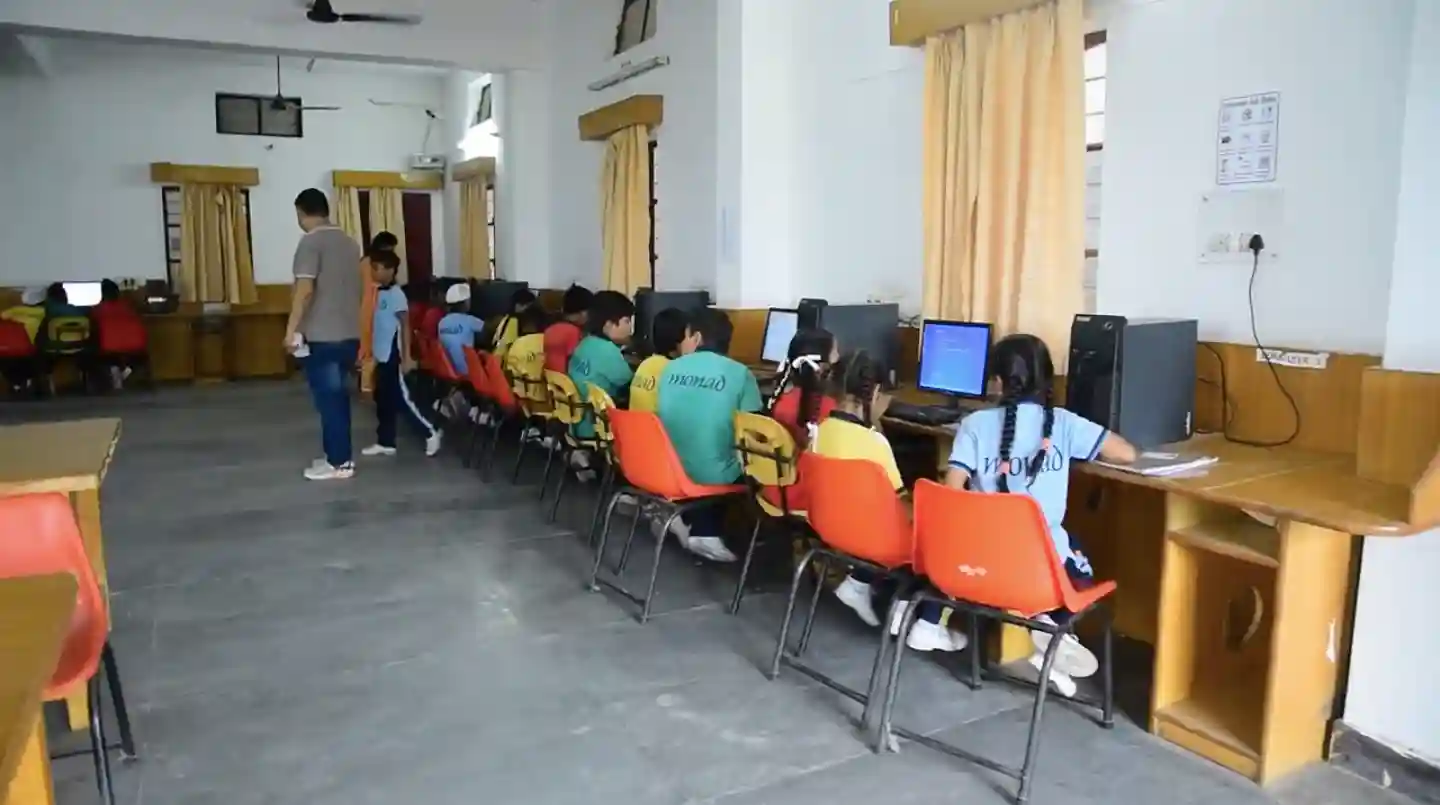 Monad Public School campus 6