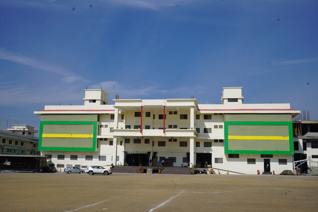 Macro Vision Academy campus 5