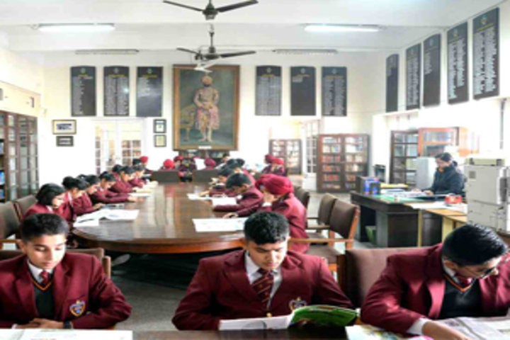 Yadavindra Public School campus 6
